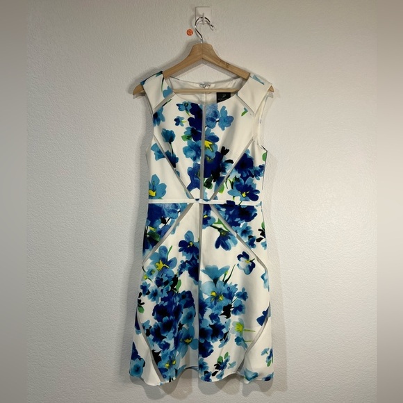 Adrianna Papell Women's Fit and‎ Flare Splice Dress US 6 - Picture 1 of 7